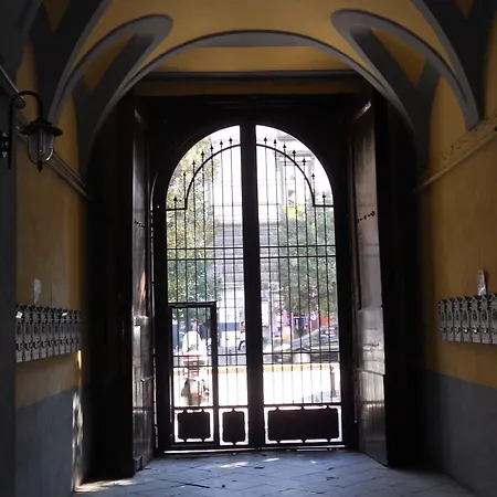 Nocleg ze śniadaniem Ingiropernapoli Neapol