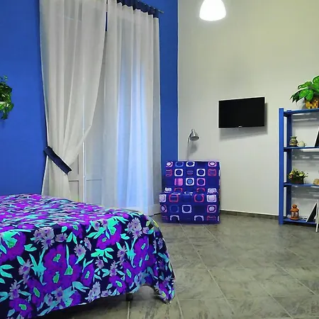 Ingiropernapoli Oda ve Kahvaltı
