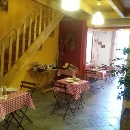 Ingiropernapoli Alojamento de Acomodação e Pequeno-almoço 2*
