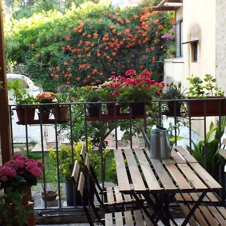 Bed & Breakfast Ingiropernapoli 2*